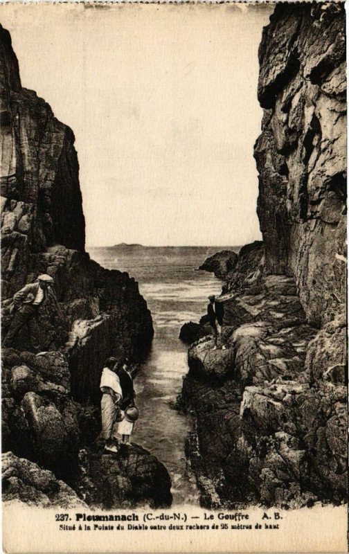 Carte postale ancienne Ploumanach-Le Gouffre