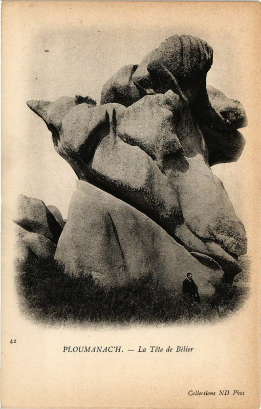 Carte postale ancienne Ploumanach-La Tété de Bélier