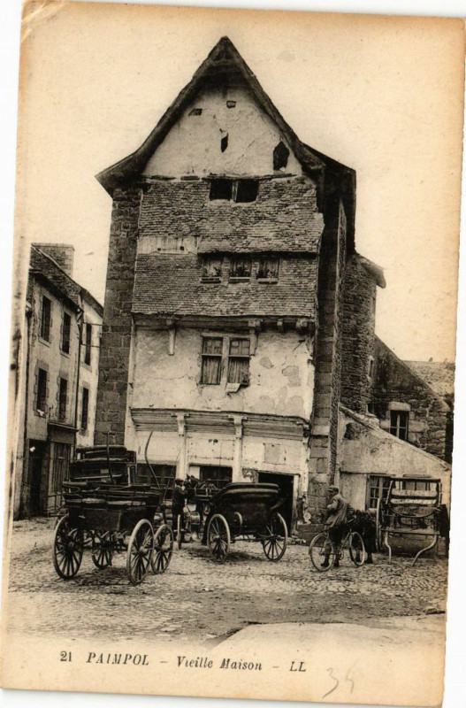 Carte postale ancienne Paimpol-Vieille Maison à Paimpol