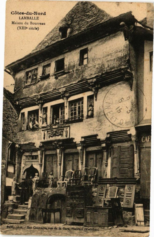 Carte postale ancienne Lamballe-Maison du Bourreau