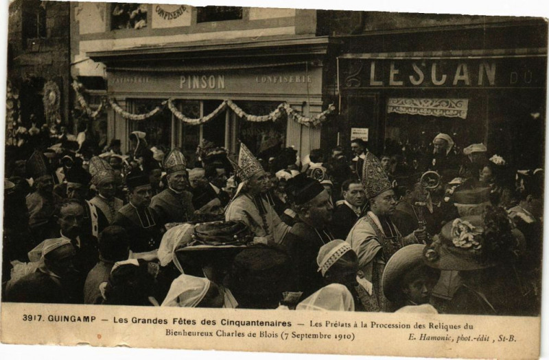 Carte postale ancienne Guingamp-Les Grandes Fetes des Cinquantenaires à Guingamp