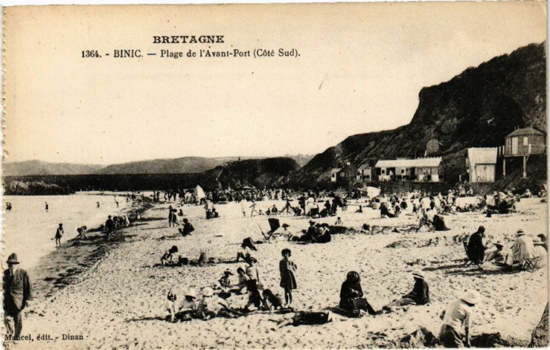 Carte postale ancienne Binic - Plage de l'Avant Port