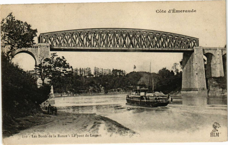 Carte postale ancienne Les Bords de la Rance-Le pont de Lessart