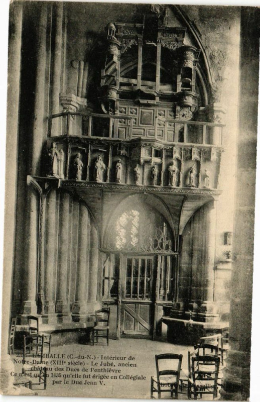 Carte postale ancienne Lamballe - Intérieur de Notre Dame