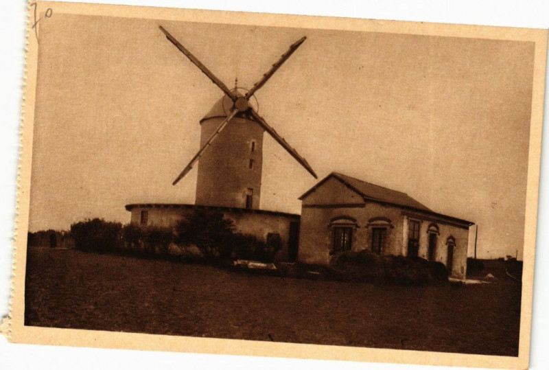 Carte postale ancienne Dinan - Lehon-Vieux Moulin à Dinan