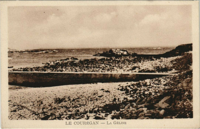 Carte postale ancienne Le Couregan La Géline