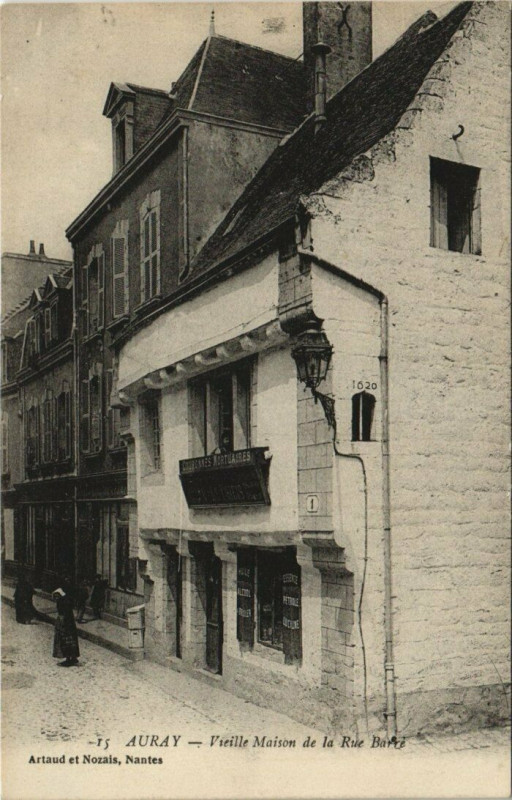 Carte postale ancienne Auray Rue Barre à Auray