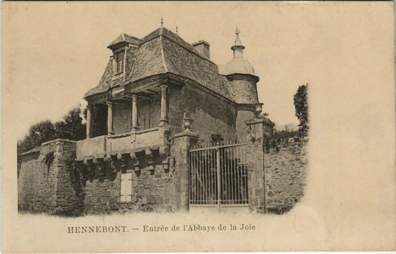 Carte postale ancienne Hennebont Abbaye de la joie à Hennebont