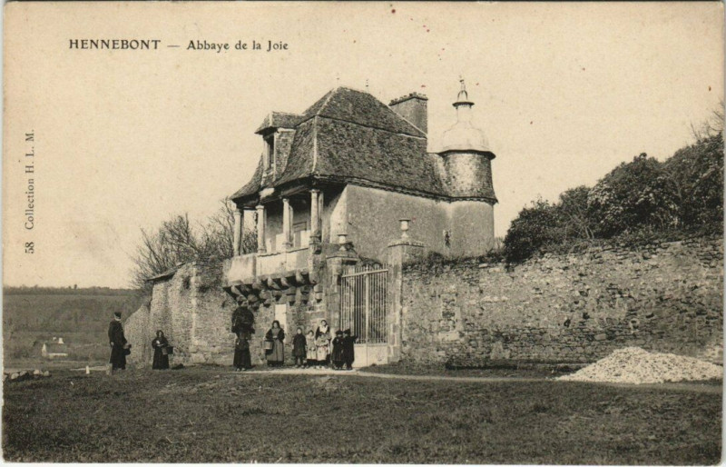 Carte postale ancienne Hennebont Abbaye de la joie à Hennebont