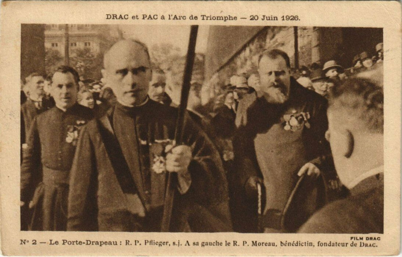Carte postale ancienne Drac et Pac a l'Arc-de-Triomphe 1926