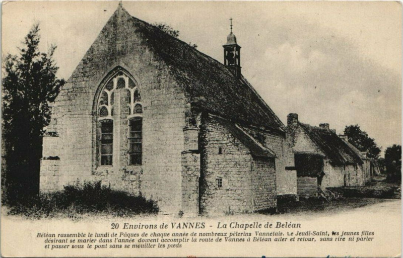 Carte postale ancienne Vannes-La Chapelle de Belean à Vannes