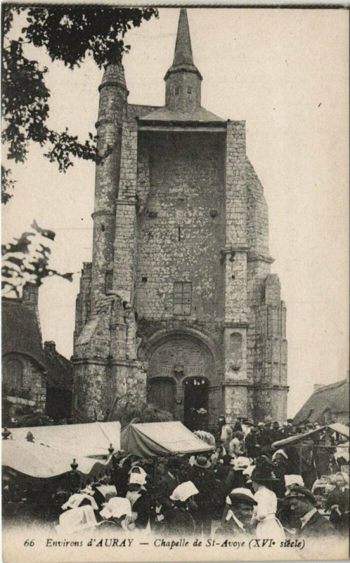 Carte postale ancienne Env. d'Auray-Chapelle de Saint-Avoye à Auray