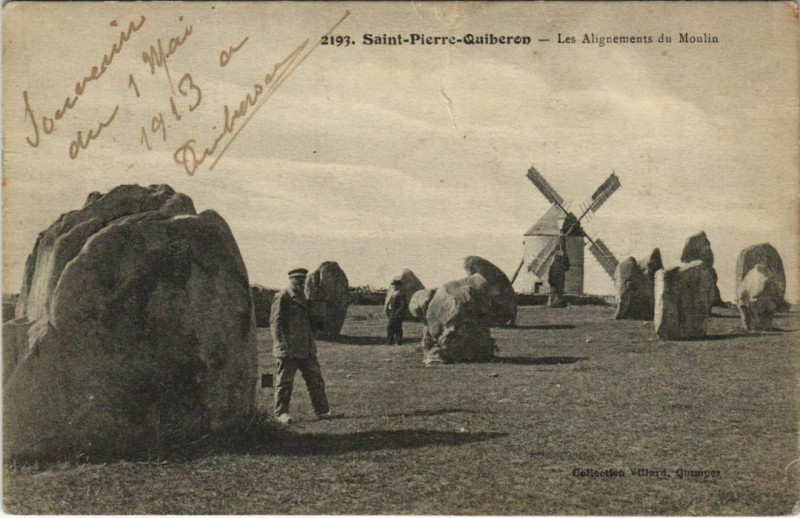 Carte postale ancienne Saint-Pierre Quiberon-Les Alignements du Moulin à Quiberon