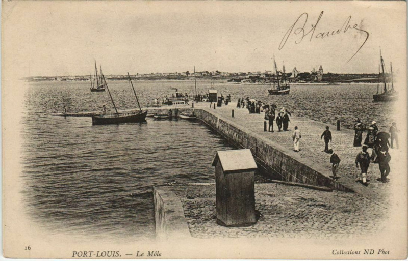 Carte postale ancienne Port-Louis - Le Mole à Port-Louis
