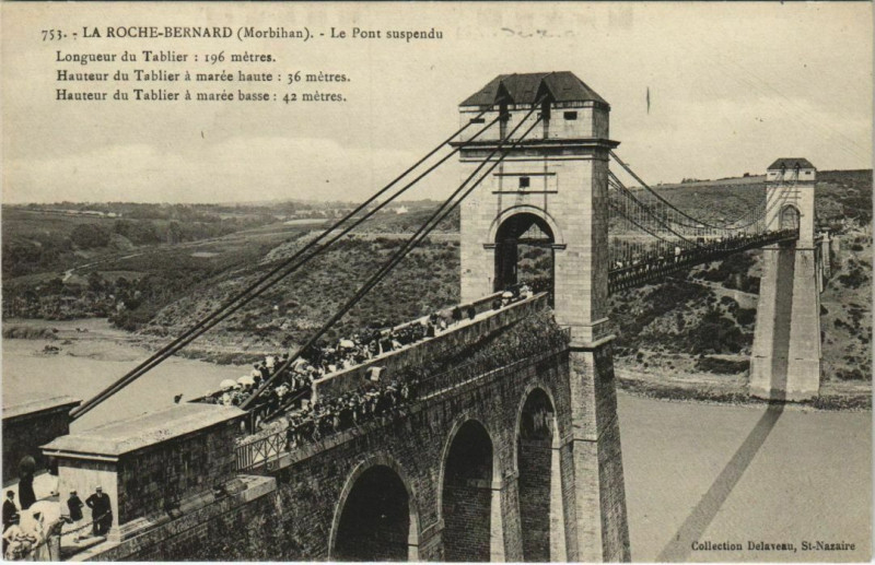 Carte postale ancienne La Roche-Bernard - Le Pont suspendu à La Roche-Bernard