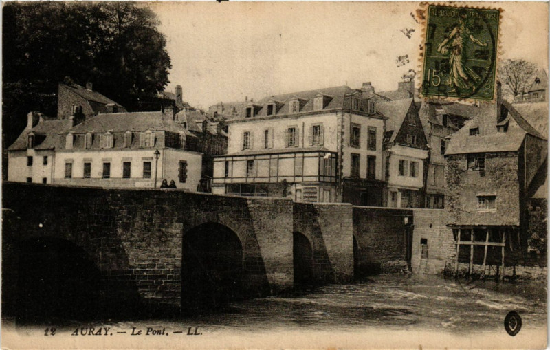 Carte postale ancienne Auray - Le Pont à Auray