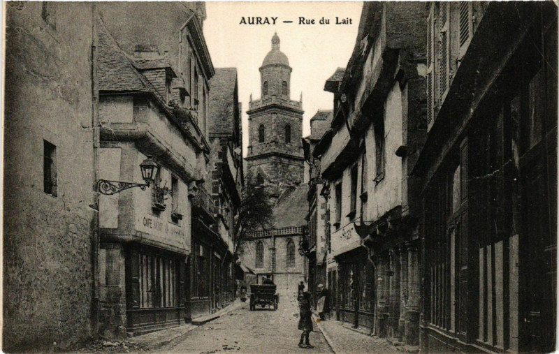 Carte postale ancienne Auray - Rue du Lait à Auray