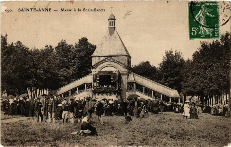 Carte postale ancienne Sainte-Anne - Messe a la Scala-Sancta