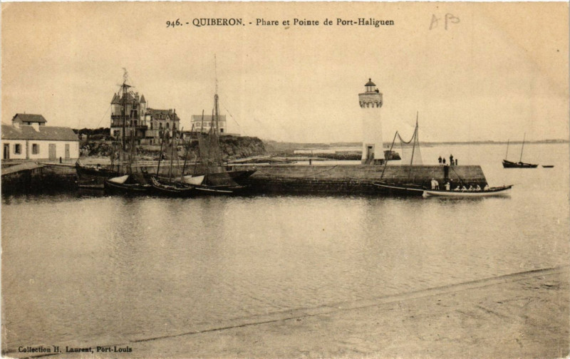 Carte postale ancienne Quiberon - Phare et Ponte de Port-Halignen à Quiberon