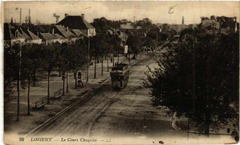 Carte postale ancienne Lorient - Le Cours Chazeiles à Lorient