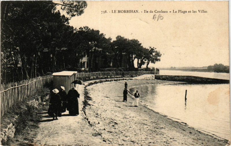 Carte postale ancienne Le Morbihan - Ile de Conleau - La Plage et les Villas