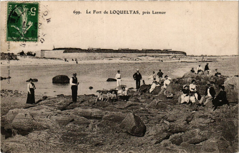 Carte postale ancienne Le Fort de Loqueltas pres Larmor