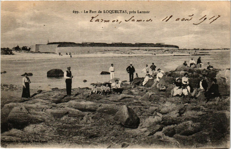 Carte postale ancienne Le Fort de Loqueltas pres Larmor