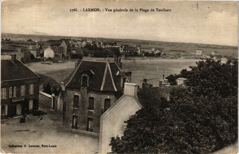 Carte postale ancienne Larmor - Vue générale de la Plage de Toulhars