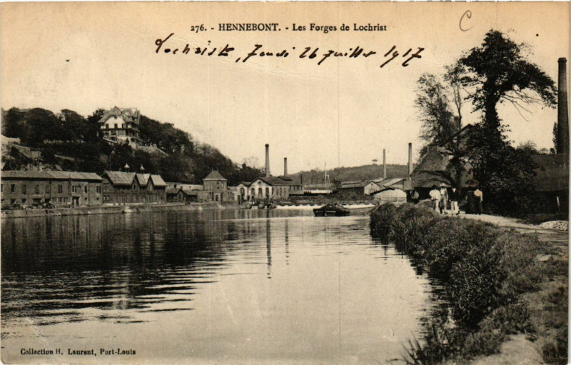 Carte postale ancienne Hennebont - Les Forges de Lochrist à Hennebont