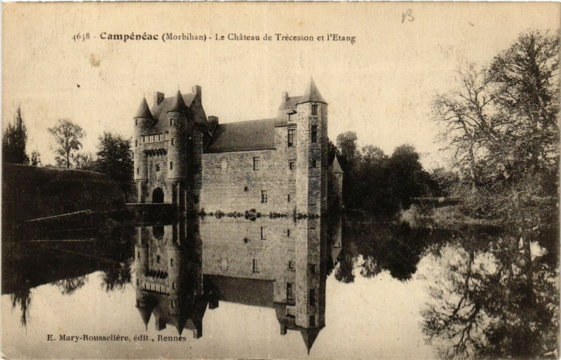 Carte postale ancienne Le Château de Trecesson et l'Etang à Campénéac