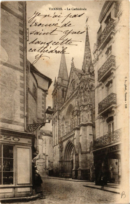 Carte postale ancienne Vannes - La Cathedrale à Vannes