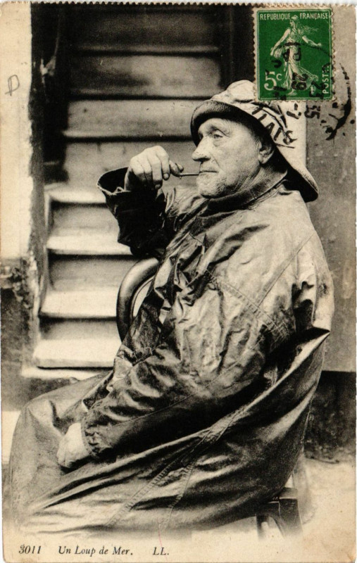 Carte postale ancienne Un Loup de Mer
