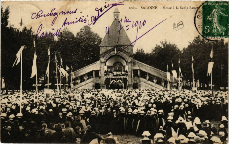 Carte postale ancienne Sainte-Anne-Messe a la Scala Sancte