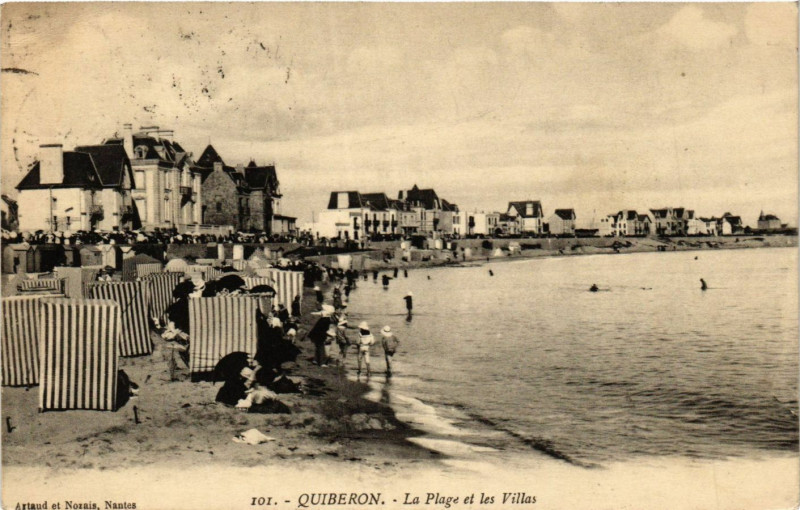 Carte postale ancienne Quiberon - La Plage et les Villas à Quiberon