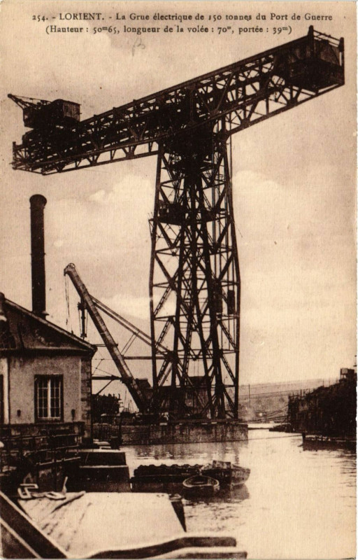 Carte postale ancienne Lorient - La Grue elecrique de 150 tonnes du Port de Guerre à Lorient