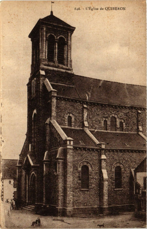 Carte postale ancienne L'Eglise de Quiberon à Quiberon