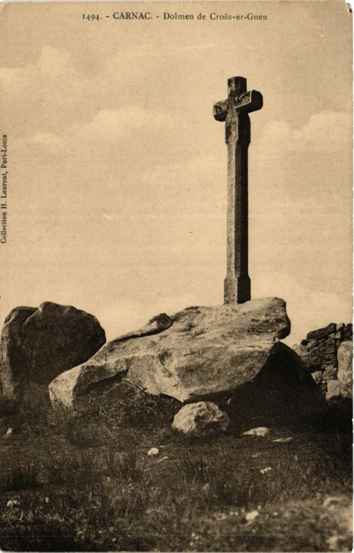 Carte postale ancienne Carnac - Dolmen de Croez-er-Guen à Carnac
