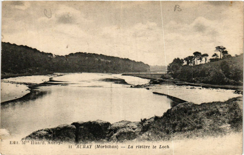 Carte postale ancienne Auray - La riviere le Loch à Auray
