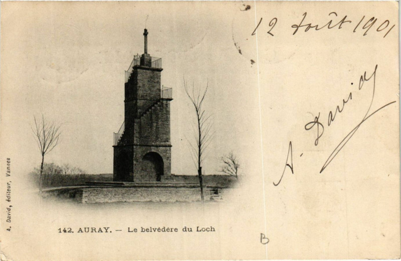 Carte postale ancienne Auray - Le belvedere du Loch à Auray