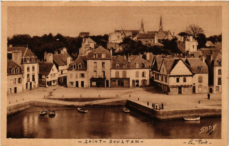 Carte postale ancienne Auray - Vue du Port de St-Goustan à Auray