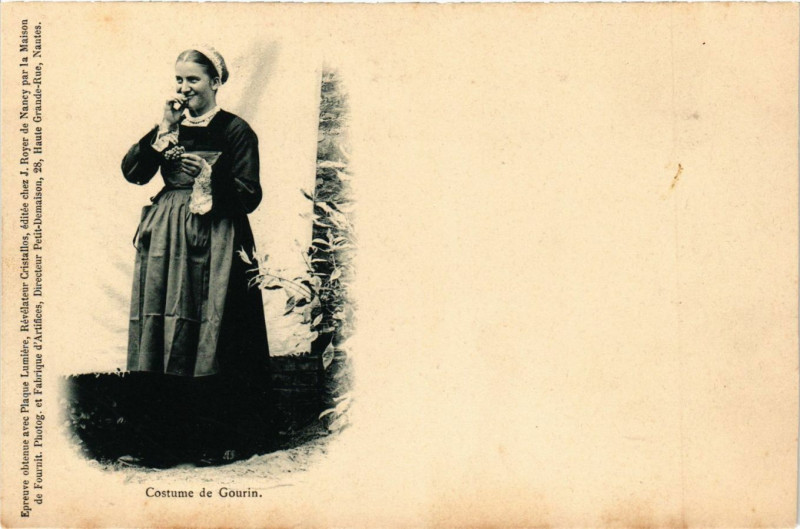 Carte postale ancienne Costume de Gourin à Gourin