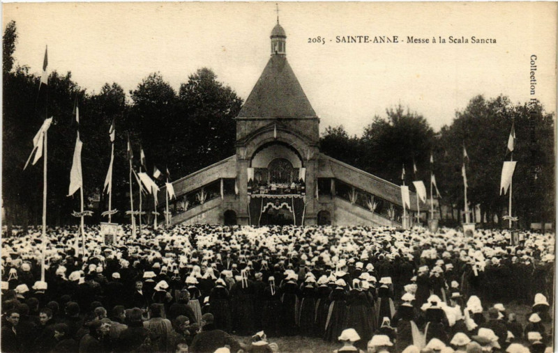 Carte postale ancienne Sainte-Anne - Messe a la Scala Sancra