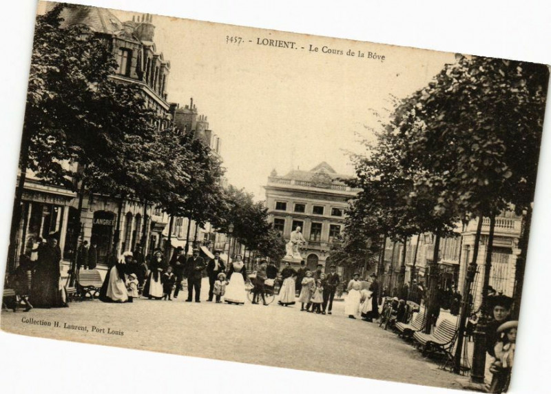 Carte postale ancienne Lorient - Le coure de la Reve à Lorient