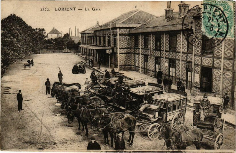 Carte postale ancienne Lorient - La Gare à Lorient