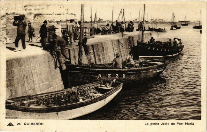 Carte postale ancienne Quiberon - La petite Jetée de Port Maria à Quiberon