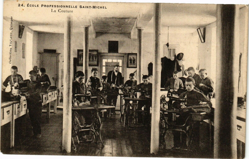 Carte postale ancienne Ecole Prof. Saint-Michel - La couture