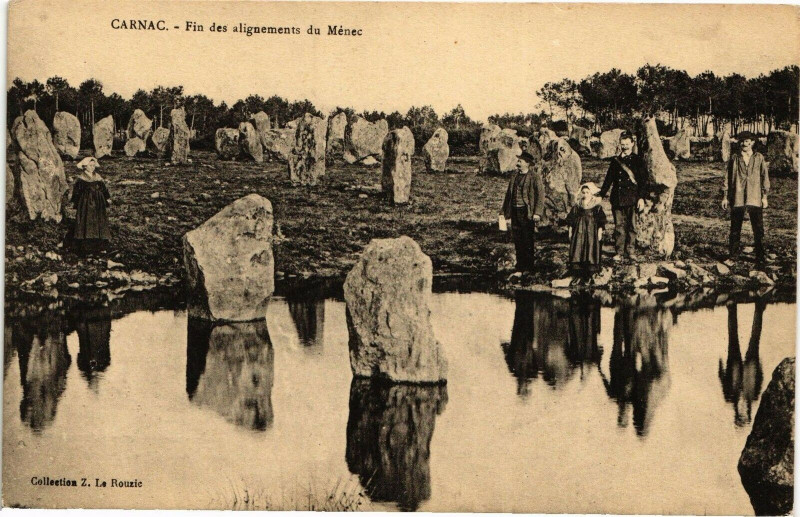 Carte postale ancienne Carnac - Fin des alignements du Menec à Carnac