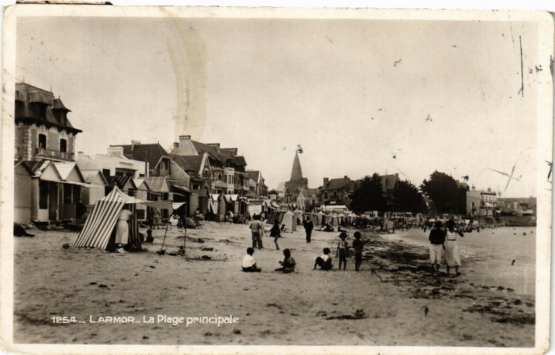 Carte postale ancienne Larmor - La Plage principale