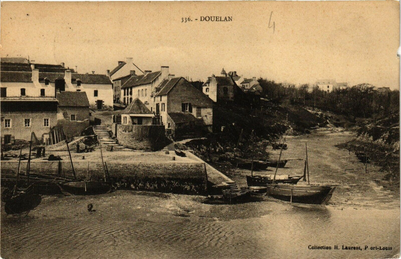 Carte postale ancienne Douelan