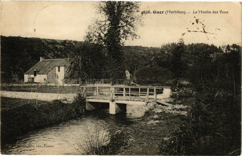 Carte postale ancienne Guer - Le Moulin des Vaux à Guer